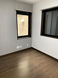 サンバレー春日町 1階1Kのリビング/ダイニング