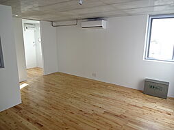 ＢＲＯＯＫ　ＨＯＵＳＥ C 3階ワンルームのリビング/ダイニング