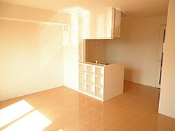 エミネンス 2階1LDKのリビング/ダイニング