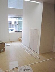 LOFT HOUSE 1階ワンルームのリビング/ダイニング