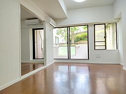 インプルーブ西早稲田 1階3LDKのリビング/ダイニング