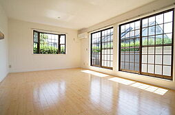 パストラル・泉Ａ館 101 1階1LDKのリビング/ダイニング