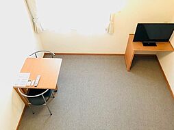 レオパレスシャルマン 2階1Kのリビング/ダイニング