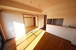 モリスガーデン栗平 505 5階3LDKのリビング/ダイニング