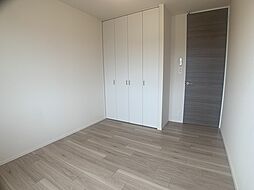 Nimes 2階1LDKの寝室