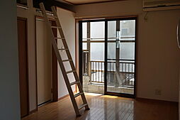 ベルハイム南ヶ丘 103 1階ワンルームのリビング/ダイニング