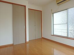 地曳ハウス 2階1Kのリビング/ダイニング