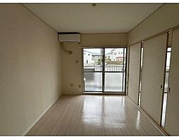 ハイツ山口 1階3DKのリビング/ダイニング