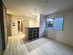 トレビ・フォンタナ 201 2階2LDKのリビング/ダイニング