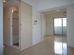 都営三田線 三田駅 徒歩6分の賃貸マンション 9階1DKのリビング/ダイニング