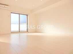 リブリ・カトル アルブル 3階1SLDKのリビング/ダイニング