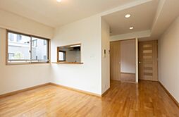 ガーデンクレスト 305 3階1LDKのリビング/ダイニング