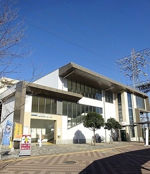 画像27:西武立川駅(西武 拝島線) 565m