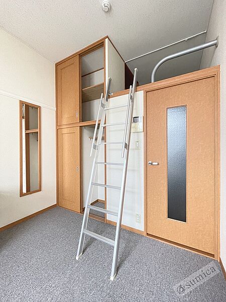 画像9:ロフトを上手く使うことで、もう一つ小さな部屋が増えたイメージ