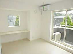 チャーリーズハウス港南中央 2階ワンルームのリビング/ダイニング