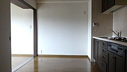 ライオンズマンション淵野辺駅前 4階2DKのリビング/ダイニング