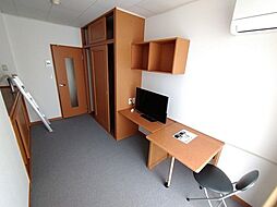 レオパレス駒場東大前 2階1Kのリビング/ダイニング