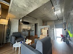 レイオーバー金町 402 4階ワンルームのリビング/ダイニング