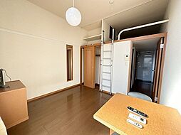 レオパレスリンデンバウム 1階1Kのリビング/ダイニング