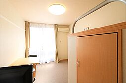 レオパレスグリーン サカエ 4階1Kのリビング/ダイニング