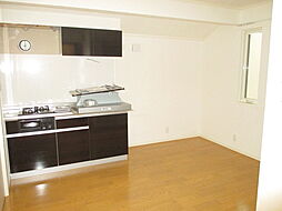 レフィナード千川 2階1LDKのリビング/ダイニング