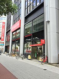 三菱東京UFJ銀行信濃橋支店 418m