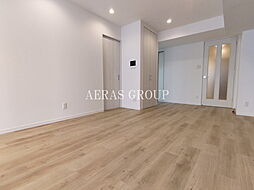 ドゥーエ東池袋 302 3階1LDKのリビング/ダイニング