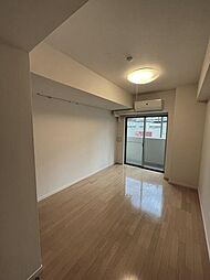 ミリオンステーションプラザ鶴見市場 2階1Kのリビング/ダイニング