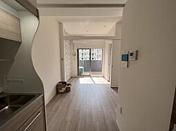 JR大阪環状線 西九条駅 徒歩8分の賃貸マンション 13階1DKのリビング/ダイニング