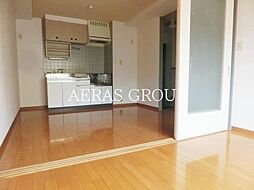 プログレス国立 1階2DKのリビング/ダイニング