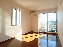 ロータスコート 205 2階1Kのリビング/ダイニング