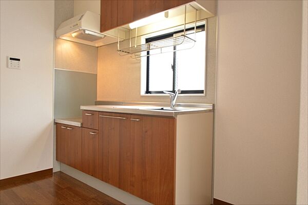 detached 東京都国立市中２丁目19-34

地図を見る