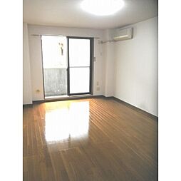 アンプルール フェール K-1 1階1Kのリビング/ダイニング