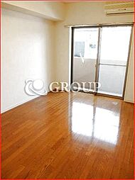 プレール・ドゥーク西新宿 5階1Kのリビング/ダイニング