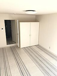 ウエスト5 2階1Kのリビング/ダイニング