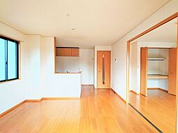 フォレスト 2階2LDKのリビング/ダイニング