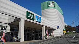 ホームセンターコーナン宮前上野川店 965m