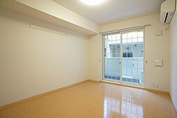 アクティフ 1階ワンルームのリビング/ダイニング