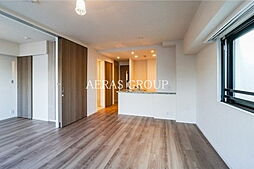 ドゥーエ町屋 111 1階2SLDKのリビング/ダイニング