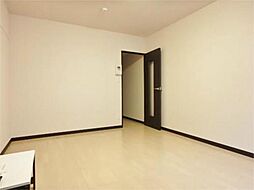 レオネクストグットドール(55022) 305 3階1Kのリビング/ダイニング