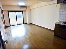 グランデ南大沢 203 2階4DKのリビング/ダイニング