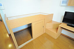 レオパレスフローラAI（32408） 202 2階1Kのリビング/ダイニング