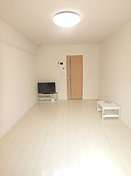 クレイノ豊春 0105 1階1Kのリビング/ダイニング