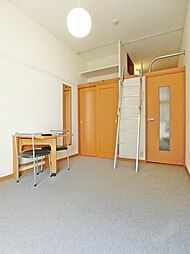 レオパレスファイン 204 2階1Kのリビング/ダイニング