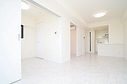 東京メトロ銀座線 浅草駅 徒歩15分の賃貸マンション 11階2LDKのリビング/ダイニング