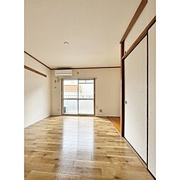 メゾン・ルミエール 1階1Kのリビング/ダイニング