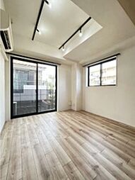 Smart space都立家政 2階1Kのリビング/ダイニング