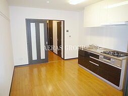 コンフォート目白 102 1階1DKのリビング/ダイニング