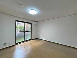 グレイス・パル国立 B 1階3LDKのリビング/ダイニング