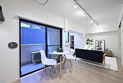 JR山手線 五反田駅 徒歩3分の賃貸マンション 2階1LDKのリビング/ダイニング